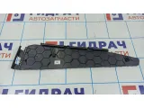 Накладка декоративная под переднее правое сиденье Audi Q7 4L0881472.