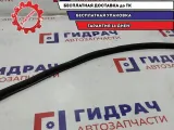 Накладка (уплотнитель) стекла заднего правого Audi Q7 4L0839480.