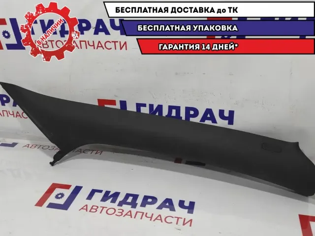 Обшивка стойки передней правая Audi Q7 4L0867234.