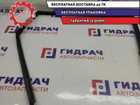 Уплотнитель стекла двери задней левой Audi Q7 4L0839439B.