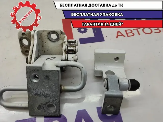 Петля двери передней правой Audi Q7 . Комплект.