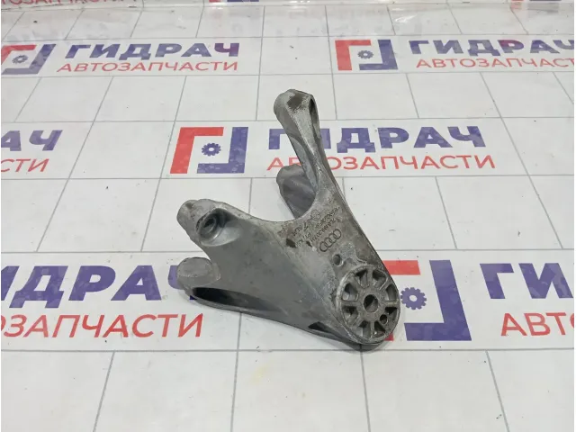 Кронштейн двигателя левый Audi Q7 7L8199307H