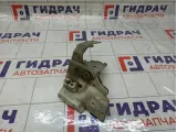 Кронштейн крепления крыла переднего левого Audi Q7 4L0805919