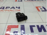Кнопка многофункциональная (открывания бардачка) Audi Q7 4L2927227VUV