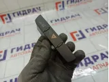 Кнопка аварийной сигнализации Audi Q7 4L2927137B