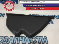 Накладка Chevrolet Aveo T300 95460790 Отличное состояние