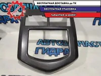 Накладка декоративная Chevrolet Aveo T300 95157884 Отличное состояние