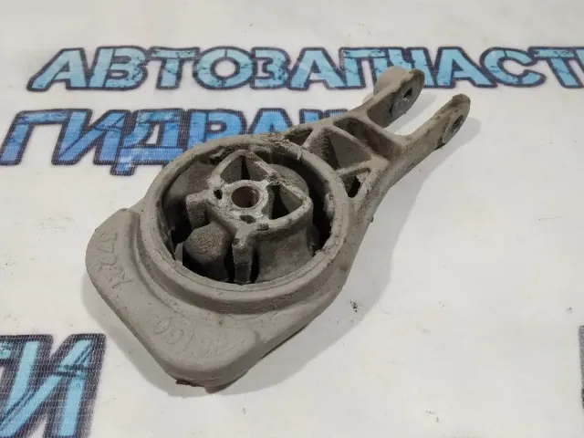 Опора КПП задняя Chevrolet Aveo T300 95493723 Отличное состояние