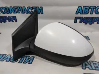 Зеркало левое Chevrolet Aveo T300 95189383 Отличное состояние 5 контактов.