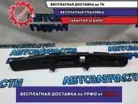 Накладка двери багажника BMW 5 GT 2010 51137211221 Отличное состояние