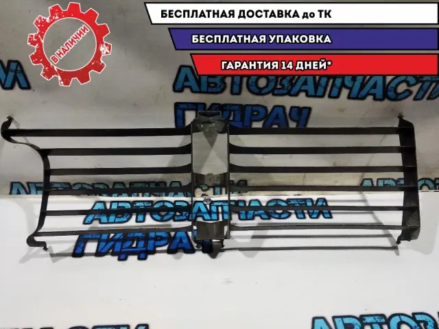 Решетка центральная BMW 5 GT 2010 Отличное состояние