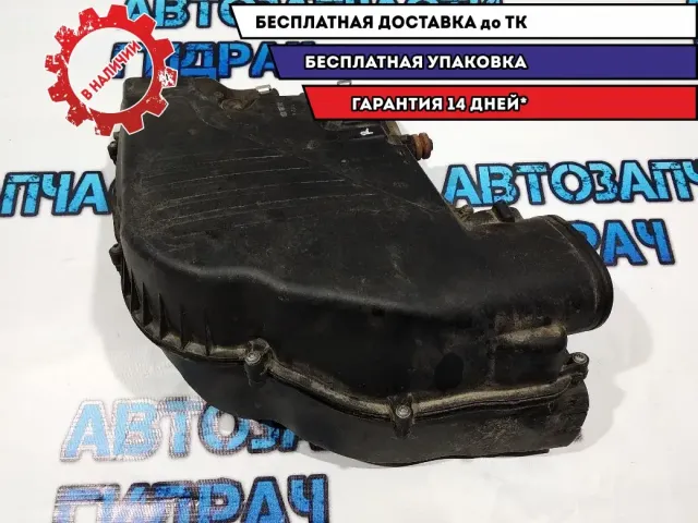 Корпус воздушного фильтра правый BMW 5 GT 2010 13717577466 Отличное состояние