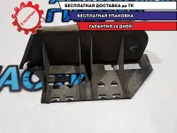 Зажим BMW 5 GT 2010 17127607831 Отличное состояние