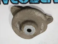 Кронштейн правый BMW 5 GT 2010 33316793637 Отличное состояние