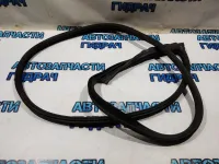 Уплотнитель двери передней правой BMW 5 GT 2010 51767226396 Отличное состояние