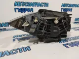 Фара левая BMW 1 E87 63117249649. Дефект крепления, нештатное отверстие.