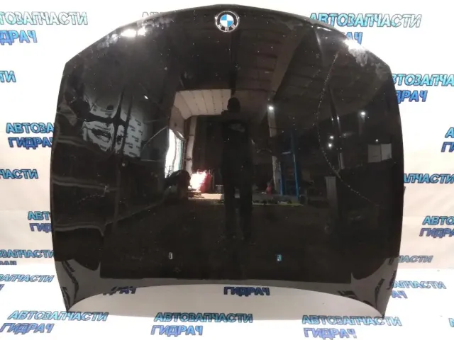 Капот BMW 1 E87 41627162102. Дефект, вмятина.