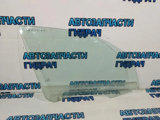 Стекло двери передней правой BMW 1 E87 51337067792.