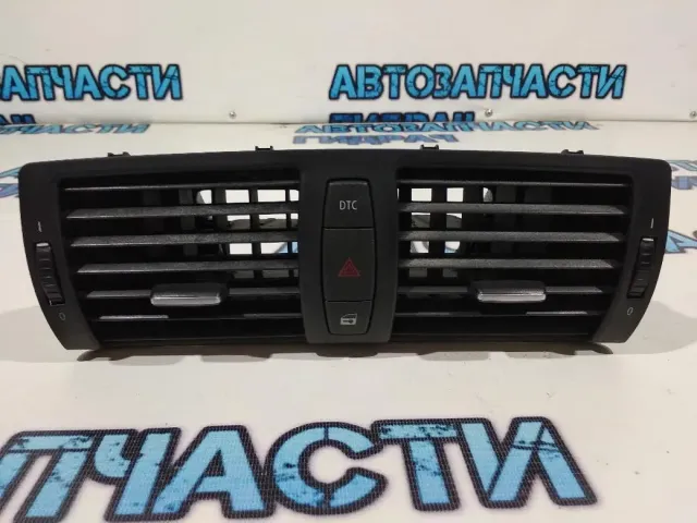 Дефлектор воздушный BMW 1 E87 64227059189.