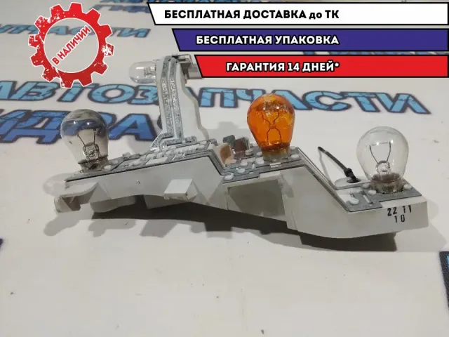 Плата заднего фонаря правого BMW 1 E87 63217164964.