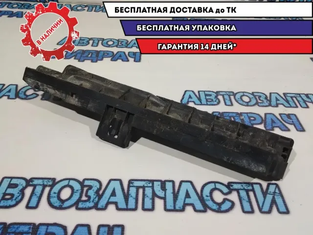 Кронштейн радиатора правый BMW 1 E87 17107524914.