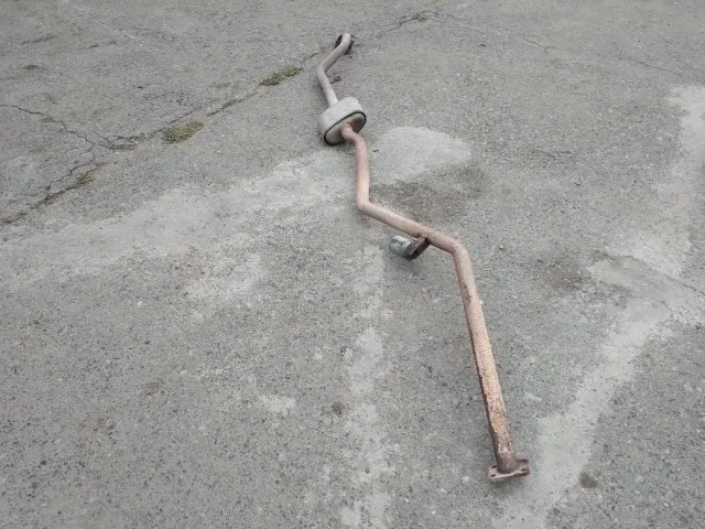 Глушитель  BMW 1 E87 18107528812.