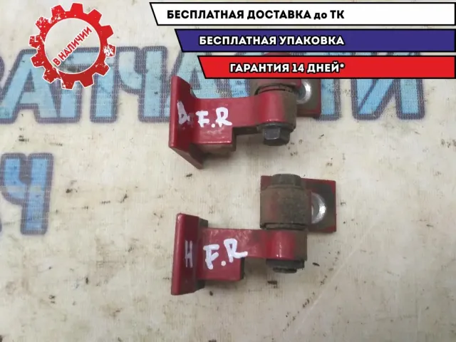 Петли двери передней правой BMW 116i 2012 41517284536 Отличное состояние