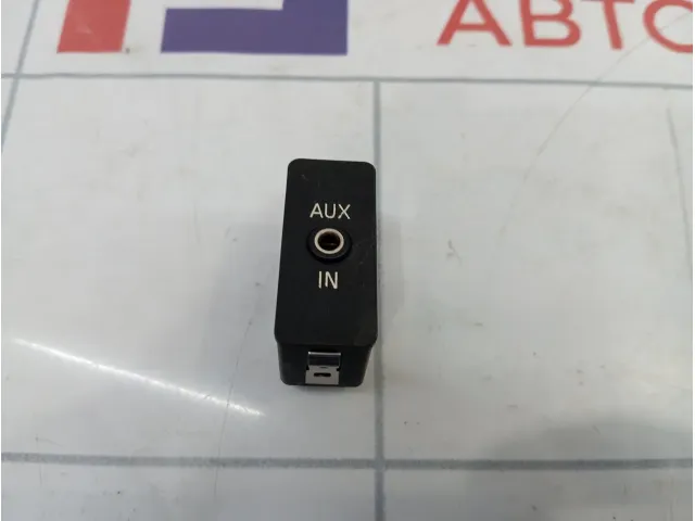 Разъем AUX BMW 1-Series (E87) 61316930561