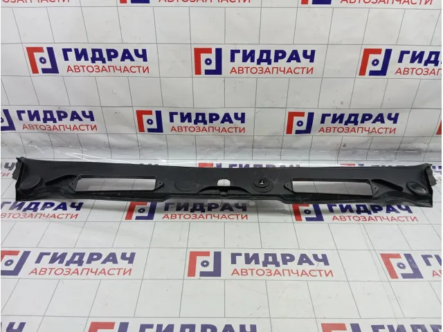 Решетка стеклоочистителей BMW 1-Series (E87) 51717058220