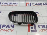 Решетка радиатора правая BMW 1-Series (E87) 51137166439
