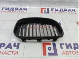 Решетка радиатора правая BMW 1-Series (E87) 51137166439