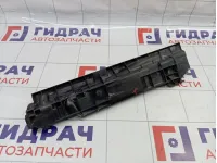 Кронштейн радиатора правый BMW 1-Series (E87) 17107524914