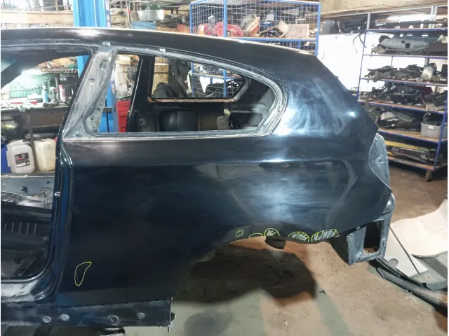 Крыло заднее левое BMW 1-Series (E87) 41217180209