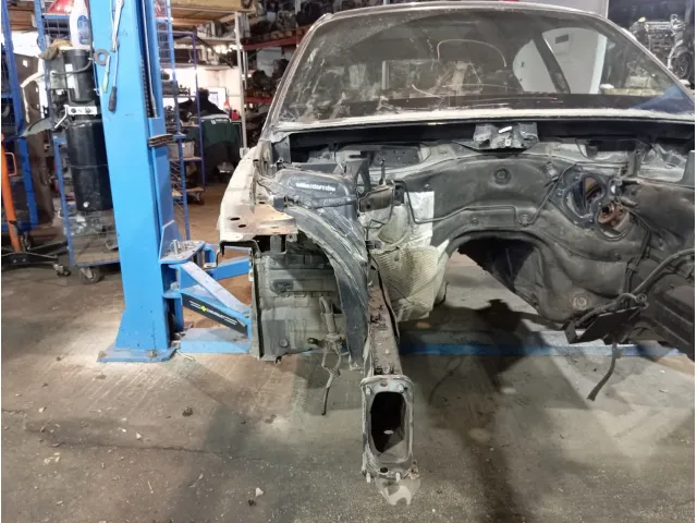 Лонжерон передний правый BMW 1-Series (E87)