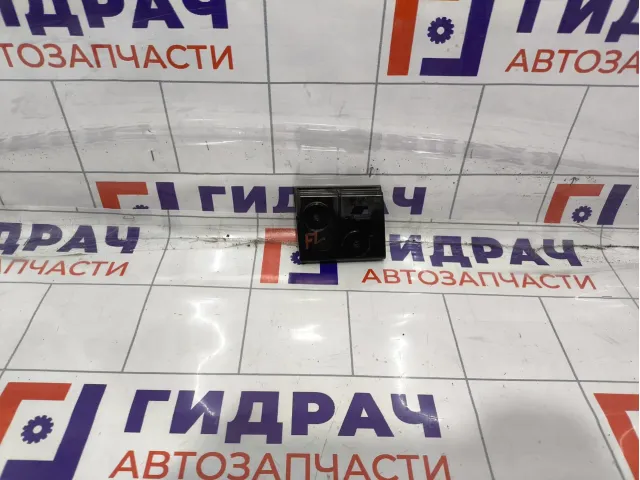 Кронштейн накладки порога BMW 1-Series (E87) 51777175897