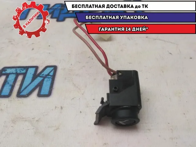 Прикуриватель  BMW 530I E60 61348383214 Отличное состояние