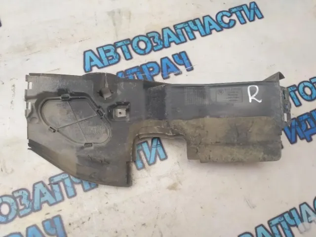 Воздуховод радиатора правый BMW 530I E60 51717050604 Отличное состояние