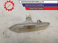 Повторитель на крыло левый  BMW 530I E60 63136923919 Отличное состояние