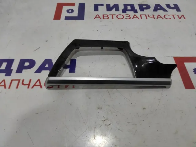 Накладка на торпедо левая BMW 6 (F13) 51459197513.