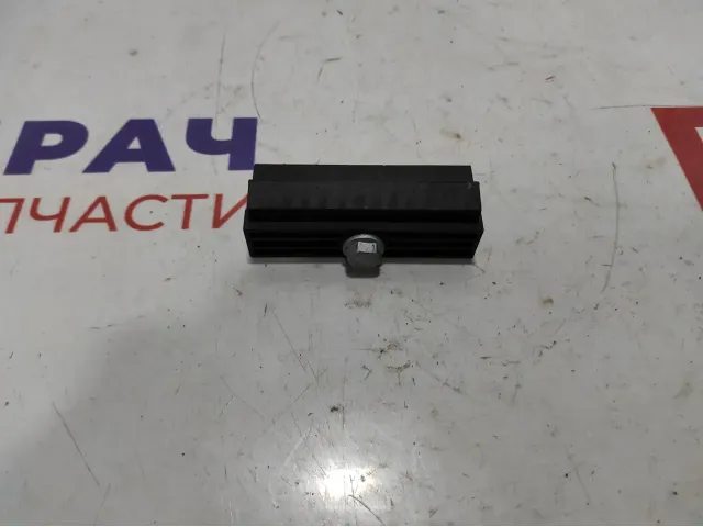 Крепление АКБ BMW 6 (F13) 61217592923.