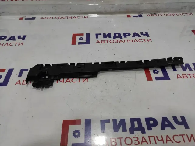 Кронштейн порога задний левый BMW 6 (F13) 51777223083.