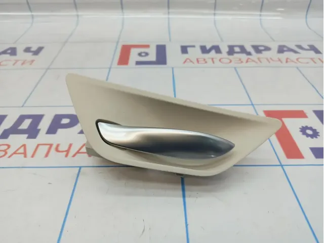 Ручка двери внутренняя левая BMW 6 (F13) 51417262003. Дефект, сломано крепление.