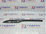 Накладка обшивки двери правой BMW 6 (F13) 51417258376. Сломаны крепления.