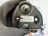 Крючок капота правый BMW 6 (F13) 51237183764.