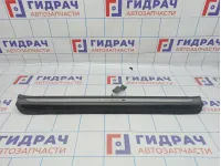 Накладка порога внутренняя правая BMW 6 (F13) 51477264438. С подсветкой. Царапины, дефект креплений.