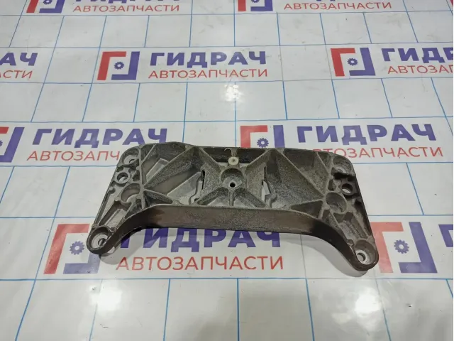 Кронштейн КПП BMW 6 (F13) 22326777613.