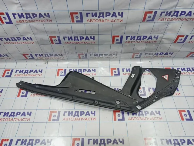 Накладка правая BMW 6 (F13) 51767211930.