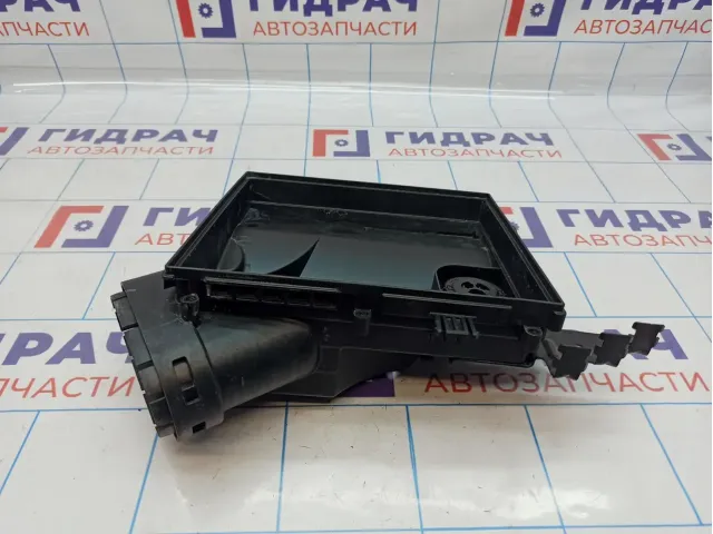 Корпус воздушного фильтра BMW 6 (F13) 13717604404. Нижняя часть.