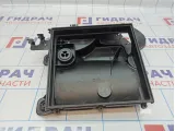 Корпус воздушного фильтра BMW 6 (F13) 13717604404. Нижняя часть.