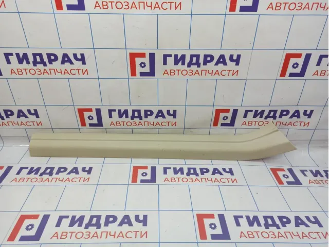 Накладка порога правого BMW 6 (F13) 51477239702. Внутренняя.
